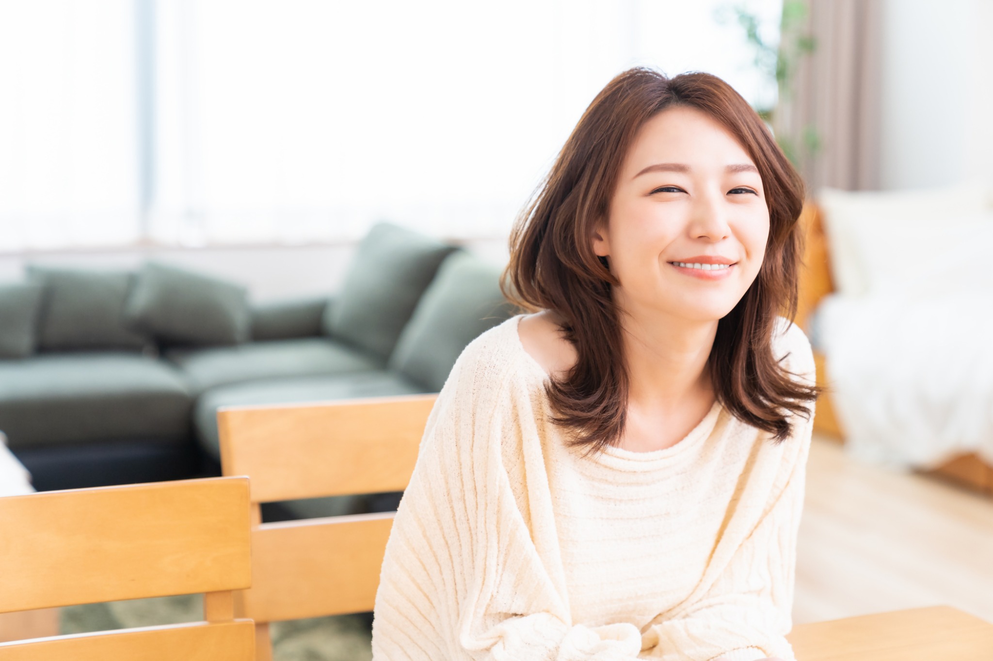 インプラントが成功して笑顔の女性