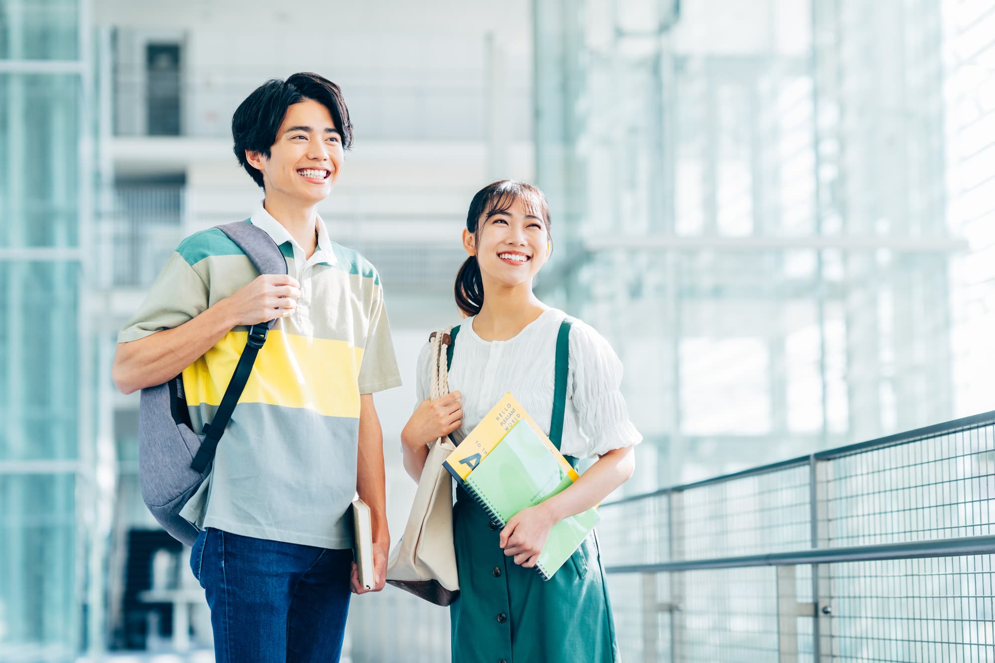 笑顔の学生