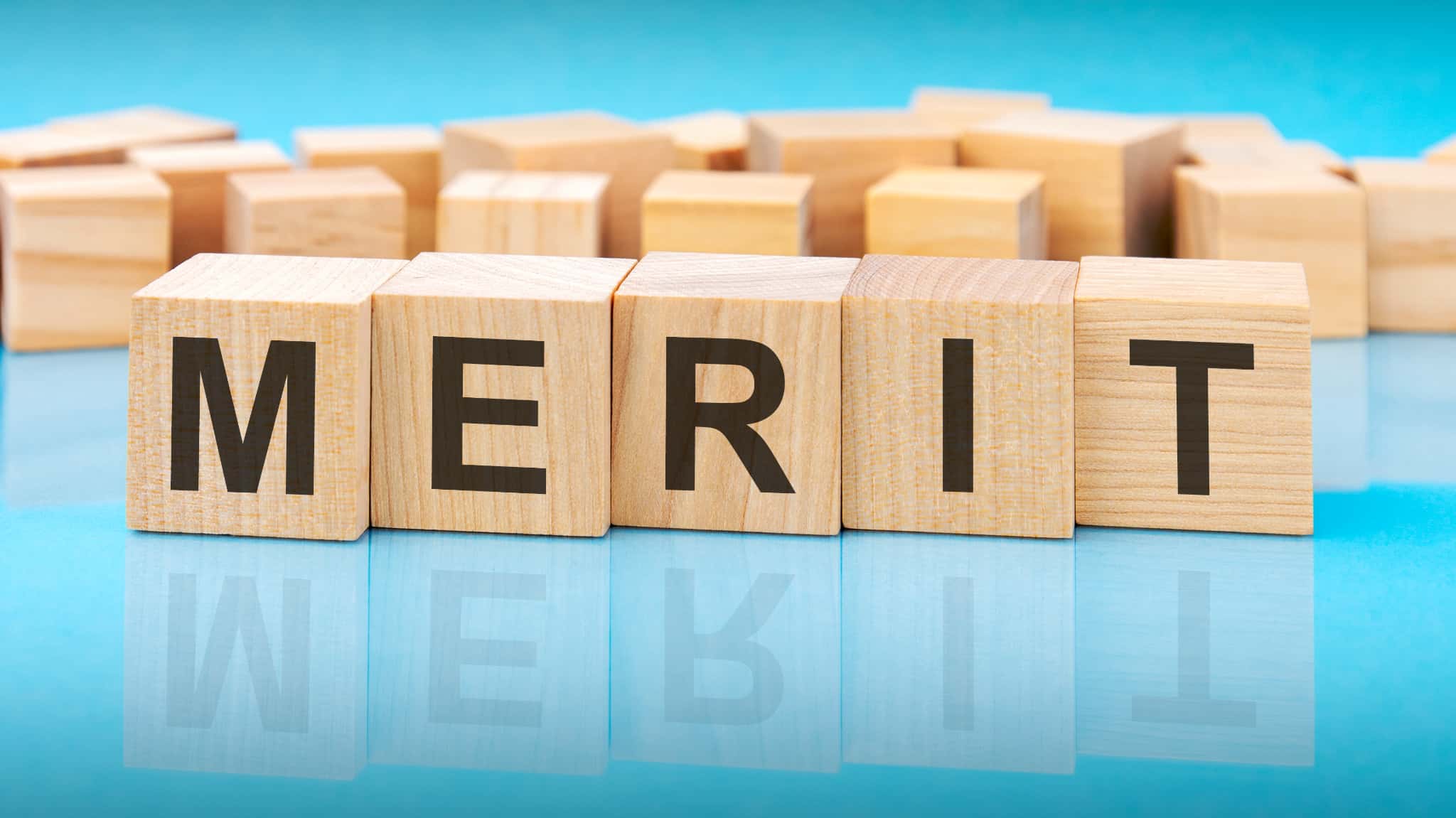 若い人でも入れ歯を使用するメリットを説明するイメージ