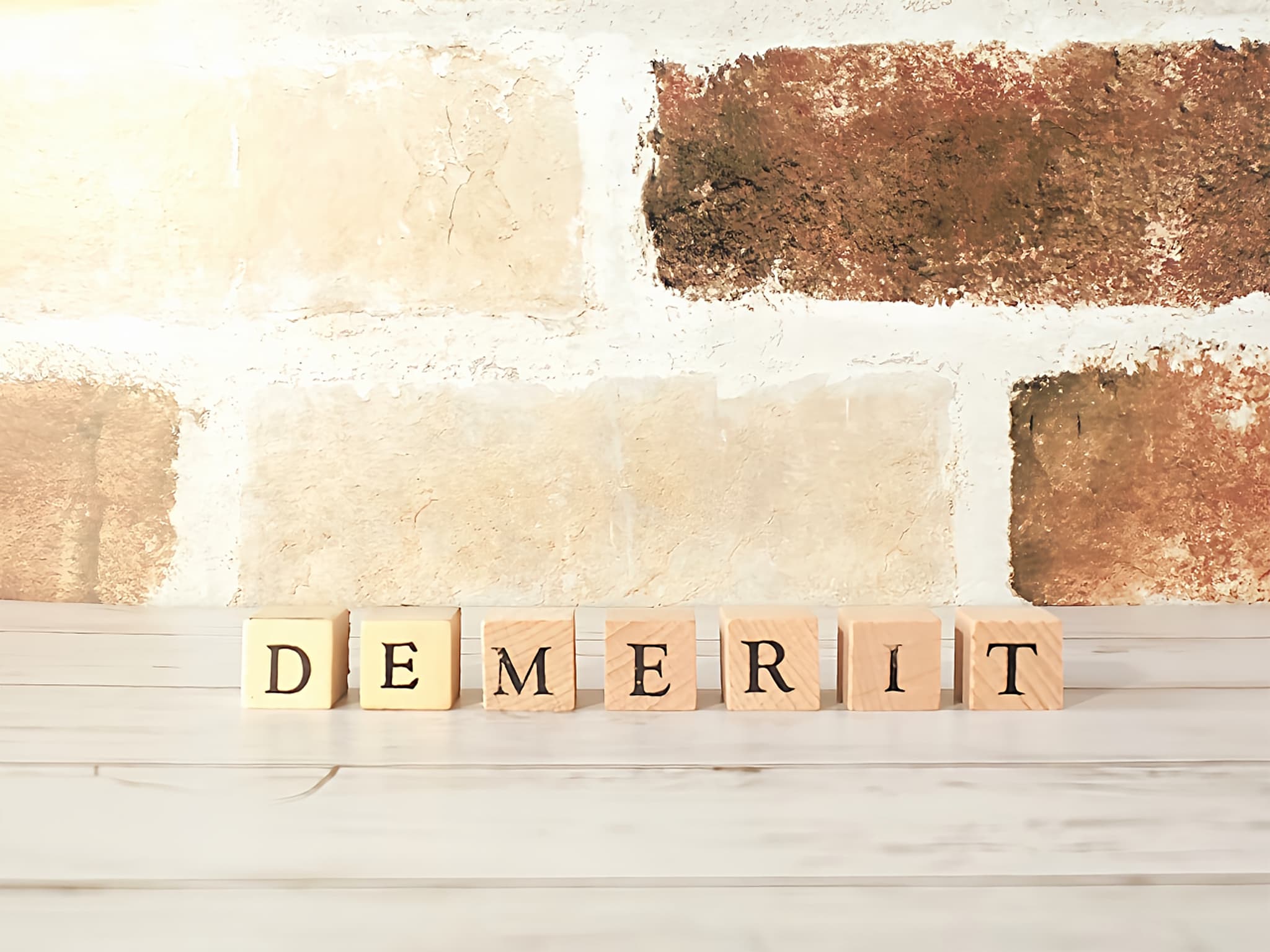 インプラント治療の主なデメリットイメージ