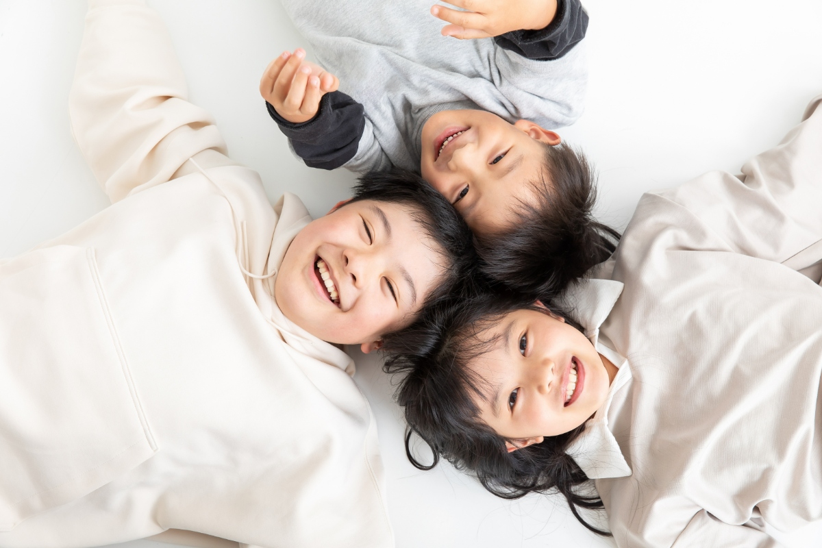 歯石を取って、歯を綺麗にした子ども